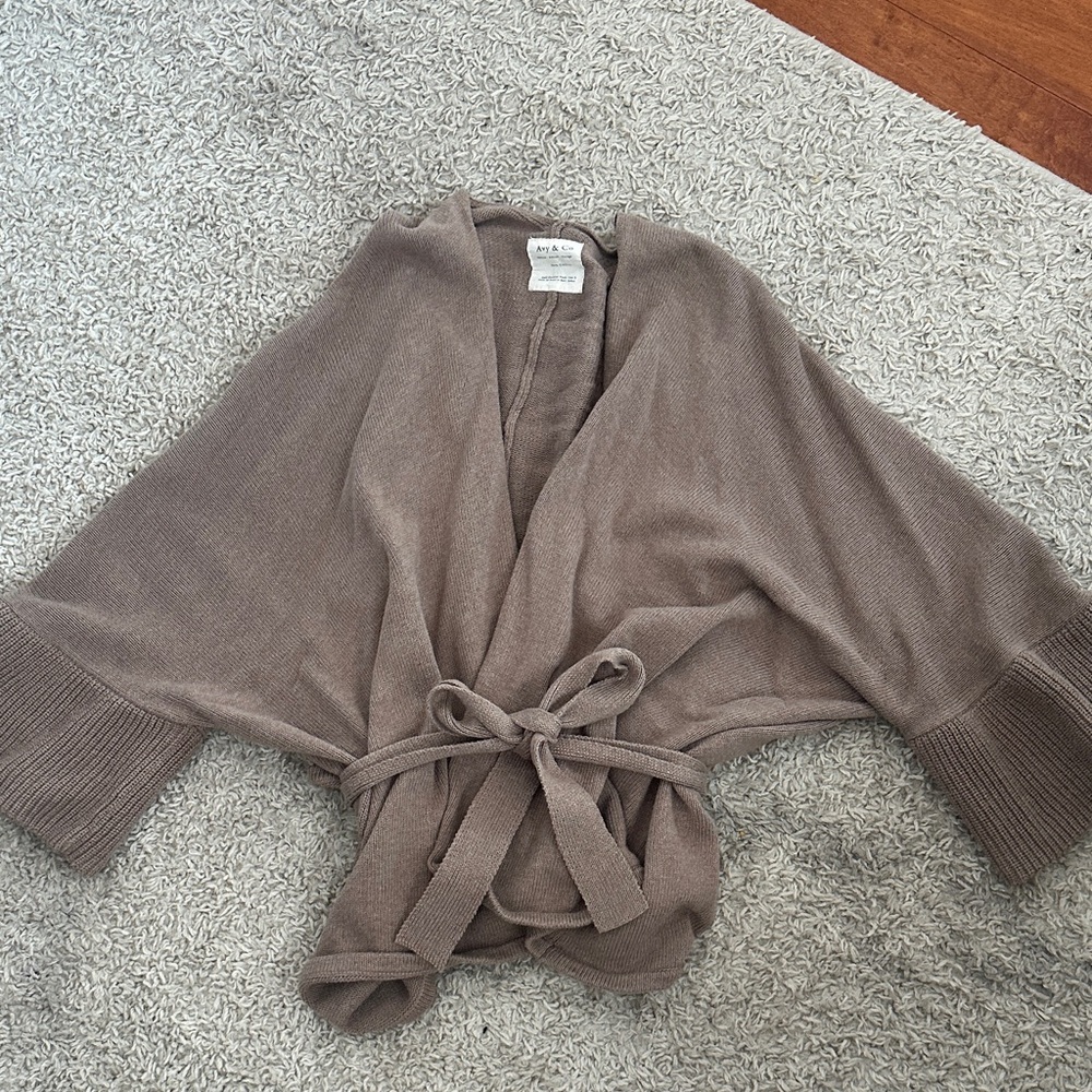 AVY & CO 🤎 Wrap sweater